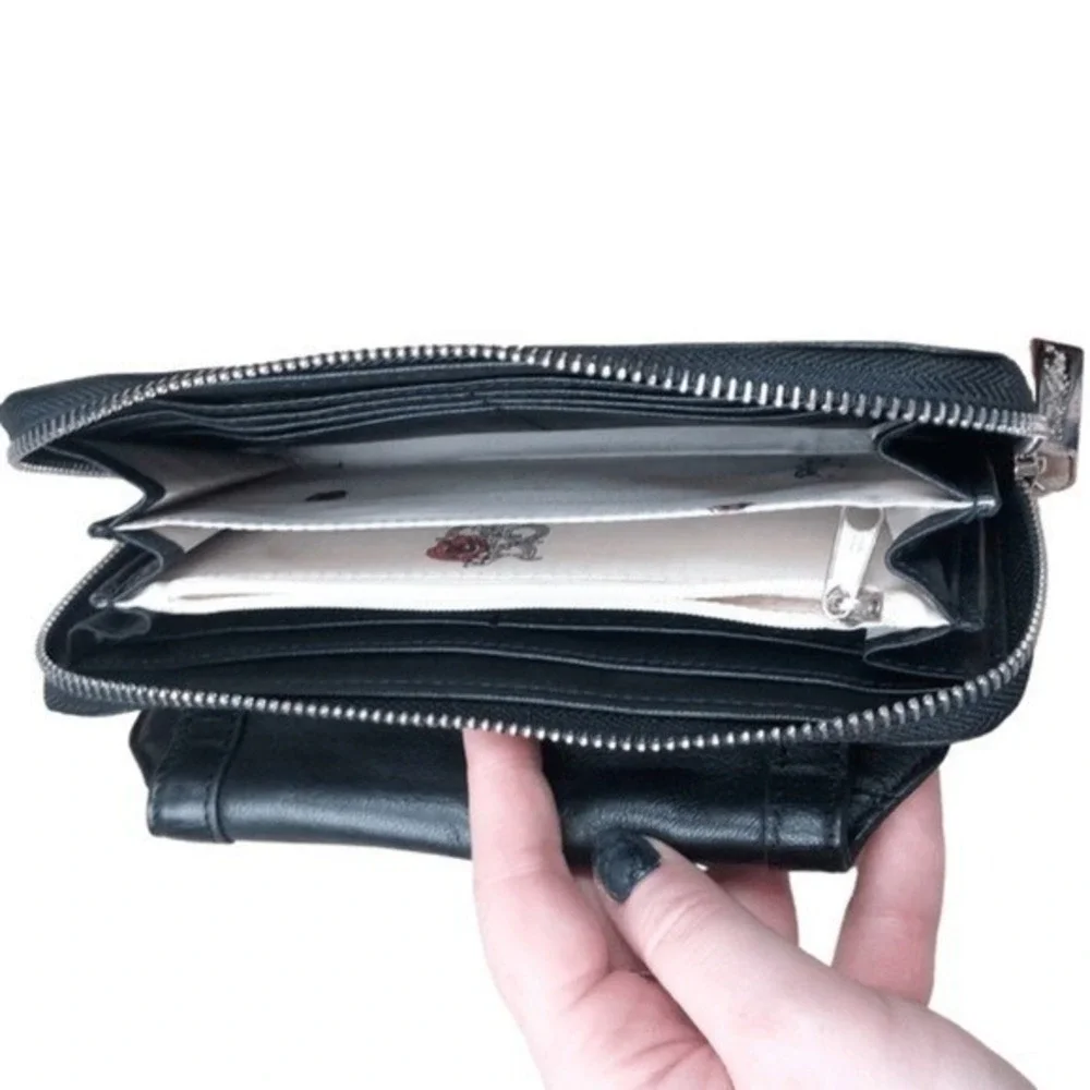 Rough‎ Roses Black Leather Wallet Clutch Turn Lock Zip Around Rose Print Lining
